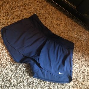 navy blue nike shorts